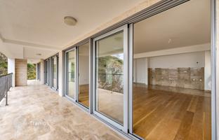 3-bedroom penthouse 160 m² in Pržno for 525,000 €