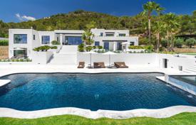 Seaview villa on a plot with a pool, a barbecue ground and a parking, in a prestigious area, Cap Martinet, Ibiza, Spain for 55,000 € per week