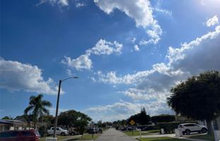 3-bedroom house 144 m² in Deerfield Beach for $300,000