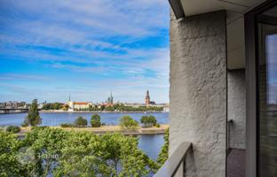5-room apartment 173 m² in Zemgale Suburb for 1,245,000 €