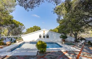 4-bedroom house 386 m² in Sant Pere de Ribes for 960,000 €