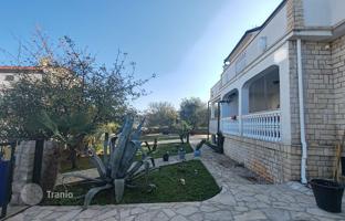 2-bedroom apartment 83 m² in Malinska for 280,000 €