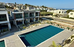 3-bedroom townhouse 118 m² in Chloraka for 425,000 €