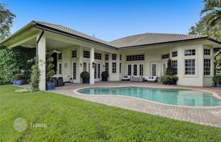 6-bedroom house 413 m² in Coral Springs for $1,475,000