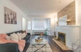 Townhome – East York, Toronto, Ontario,  Canada for C$1,198,000