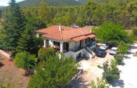Furnished villa with a large garden in the Peloponnese, Greece for 270,000 €