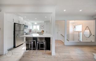 11-bedroom townhouse in North York for C$2,051,000