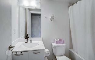 2-bedroom apartment in Sudbury Street for C$1,218,000