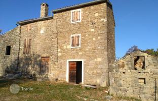 5-room house 120 m² in Buje for 270,000 €