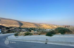 Land plot 678 m² in Germasogeia for 430,000 €