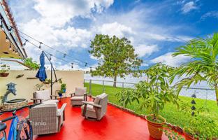 2-bedroom house 159 m² in Hialeah for $500,000