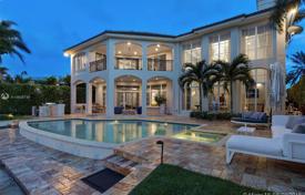 Luxury villa with backyard, swimming pool, recreation area, terraces and three garages, Lauderdale-By-The-Sea, USA for $3,000,000