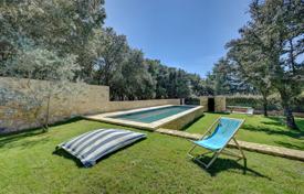 Detached house – Lourmarin, Provence - Alpes - Cote d'Azur, France for 1,570,000 €