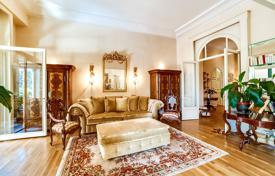 Spacious apartment with a parking in a residential complex in the center of the park, Cannes, France for 2,900,000 € Spacious apartment with a parking in a residential complex in the center of the park, Cannes, France for 2,900,000 €