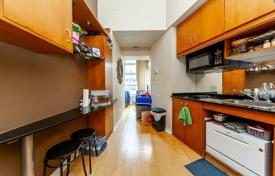 Apartment – King Street, Old Toronto, Toronto,  Ontario,   Canada for C$663,000
