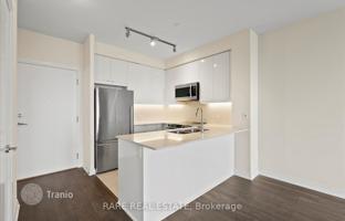 5-bedroom apartment in Etobicoke for C$786,000