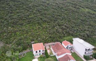 Land plot 3,585 m² in Krimovica for 560,000 €