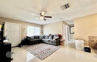 2-bedroom house 153 m² in Tamarac for $420,000