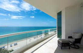 Cosy flat with ocean views in a residence on the first line of the beach, Sunny Isles Beach, Florida, USA for $1,750,000