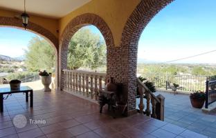 4-bedroom villa 265 m² in Bigastro for 469,000 €