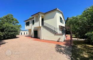 4-bedroom villa 230 m² in Castiglione della Pescaia for 1,150,000 €