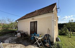 3-bedroom house 100 m² in Karlovac for 110,000 €