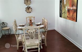 3-bedroom house 186 m² in West End for $560,000