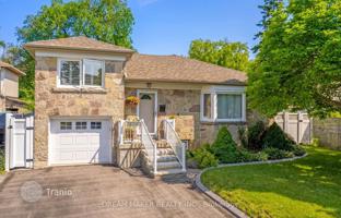 8-bedroom house in East York for C$1,422,000