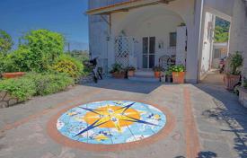 Bright villa with a terrace, sea views, a pool and a garden, Anacapri, Italy for 900,000 €