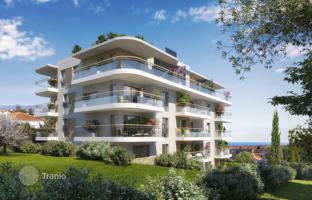 New residential complex with a swimming pool, a lush garden and a parking in Antibes, Cote d'Azur, France for From 373,000 €