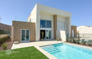 3-bedroom villa 232 m² in Algorfa for 573,000 €