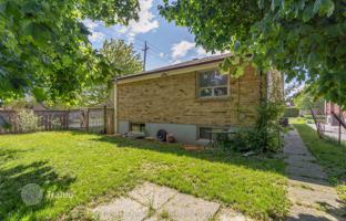 10-bedroom house in North York for C$1,700,000