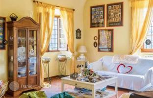 3-bedroom villa 195 m² in Florence for 1,200,000 €