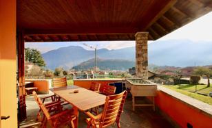 4-bedroom villa 250 m² in Lenno for 1,080,000 €