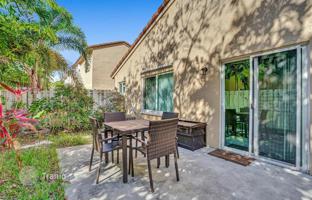 3-bedroom house 155 m² in Sunrise for $510,000