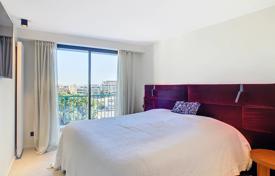 3-bedrooms apartment in Boulevard de la Croisette, France for 3,450,000 €