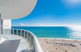 Elite apartment with ocean views in a residence on the first line of the beach, Sunny Isles Beach, Florida, USA for $3,400,000