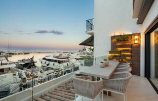 3-bedroom apartment 121 m² in Puerto Banús for 2,950,000 €