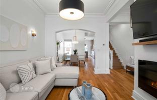12-bedroom townhouse in Old Toronto for 1,156,000 €