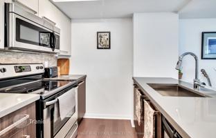 2-bedroom apartment in Old Toronto for C$787,000