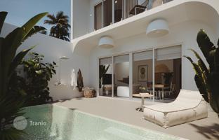 2-bedroom villa 94 m² in Balangan beach for $189,000