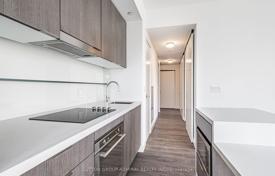 Apartment – Queen Street West, Old Toronto, Toronto,  Ontario,   Canada for C$904,000