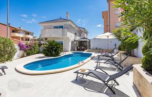 4-bedroom house 160 m² in Stinjan for 1,050,000 €