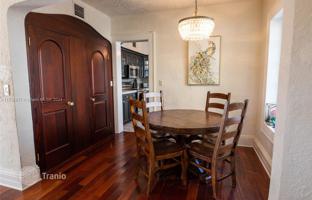 4-bedroom house 271 m² in Miami Beach for $2,149,000