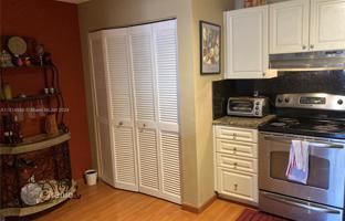 3-bedroom apartments in condo 117 m² in Coral Springs for $299,000