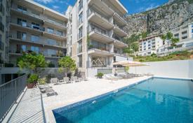 Penthouse with sea view in a residential complex with pool in the Bay of Kotor for 475,000 €