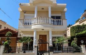 Villa with 3 bedrooms in Limassol, Agios Athanasios for 749,000 €