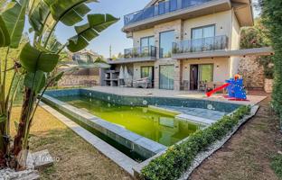 3-bedroom villa 200 m² in Fethiye for 32,538,000 TRY