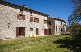 Historical three-storey villa with a pool and a forest in Citta di Castello, Umbria, Italy for 850,000 €