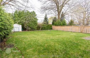 10-bedroom house in Etobicoke for C$1,768,000